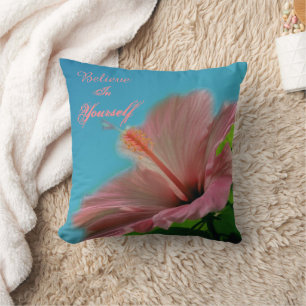 Coussin Croire Citation Inspirante Fleur d'Hibiscus