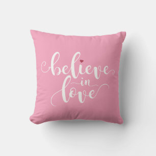 Coussin Croire en amour Valentine Calligraphie Jeter l'ore