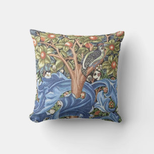 Coussin Cru floral de tapisserie de pivert de William