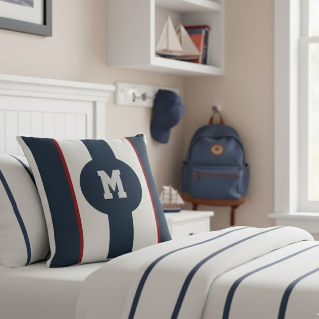 Coussin Custom Sports Style Pillow with Initial  (Créateur téléchargé)