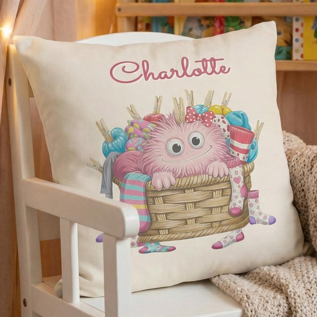 Coussin Cute Pink Fluffy Sock Monster Kids Design (Créateur téléchargé)