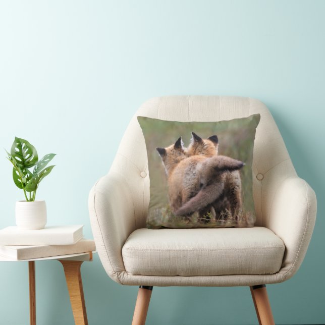 Coussin Cutest Baby Animals | Red Fox Kits Locking Tails (Chaise)