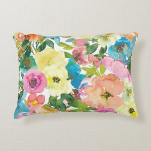 Coussin d'accents floraux aquarelle
