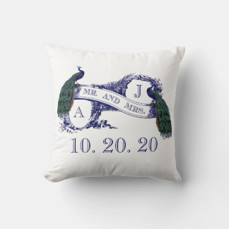 Coussin d'amoureux de mariage de paon de bleu