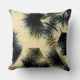 Coussin Dans l'ombre de la couleur beige