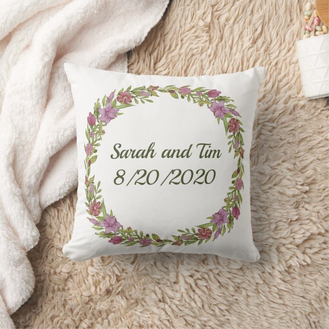 Coussin Date Mariage de monogramme floral personnalisé (Couverture)