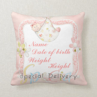 Coussin de faire-part de naissance de fille