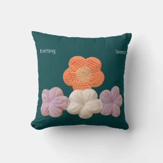 Coussin de jet en crochet de fleurs colorées – Flo