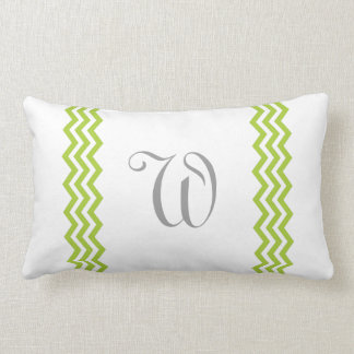 Coussin de lancer de Chevron de monogramme de vert