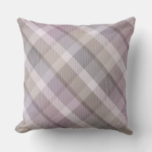 Coussin de lancer lilas à carreaux tartan colorés 