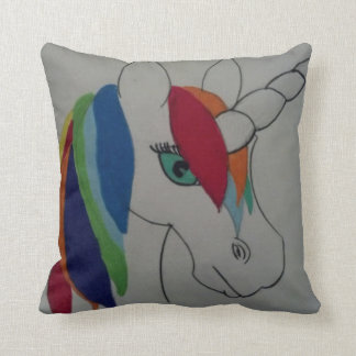 Coussin de licorne d'arc-en-ciel