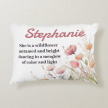 Coussin de nom personnalisé du Fleur sauvage Boho