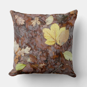 Coussin décoratif à motif de feuilles jaunes d'aut