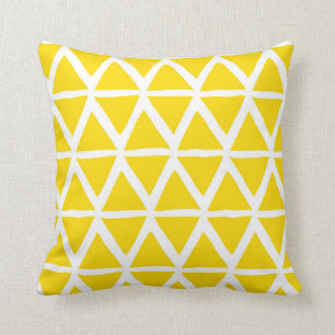 Coussin décoratif géométrique de triangles jaun