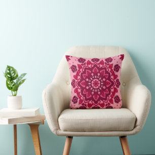 Coussin décoratif rose boho chic