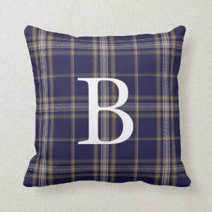 Coussin décoré d'un monogramme de plaid de tarta