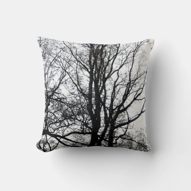 Coussin Défunt arbre presque stérile B&W d'automne de (Recto)