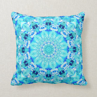 Coussin Dentelle d'Aqua, mandala sensible et abstrait