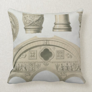 Coussin Détails d'une voûte sculptée et colonnes de St