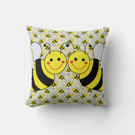 Coussin Deux mignons gaffent des abeilles