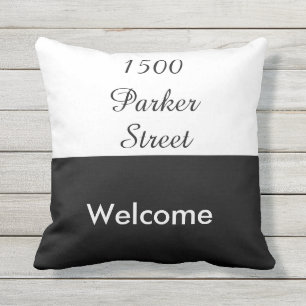 Coussin D'extérieur Accueil personnalisé de l'adresse Black and White