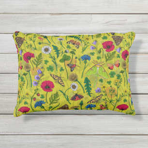 Coussin D'extérieur Fleurs sauvages et papillons de nuit en vert