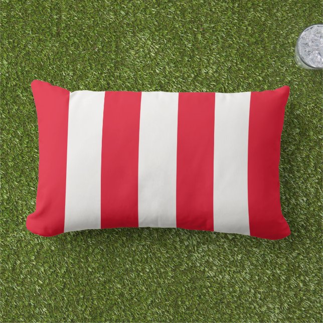 Coussin D'extérieur Simples bandes de Cabane Rouge Classique (Herbe)