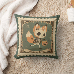 Coussin d'Halloween Young Fox Skeleton