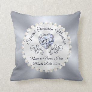 Coussin Diamant en forme de coeur personnalisé épousant le