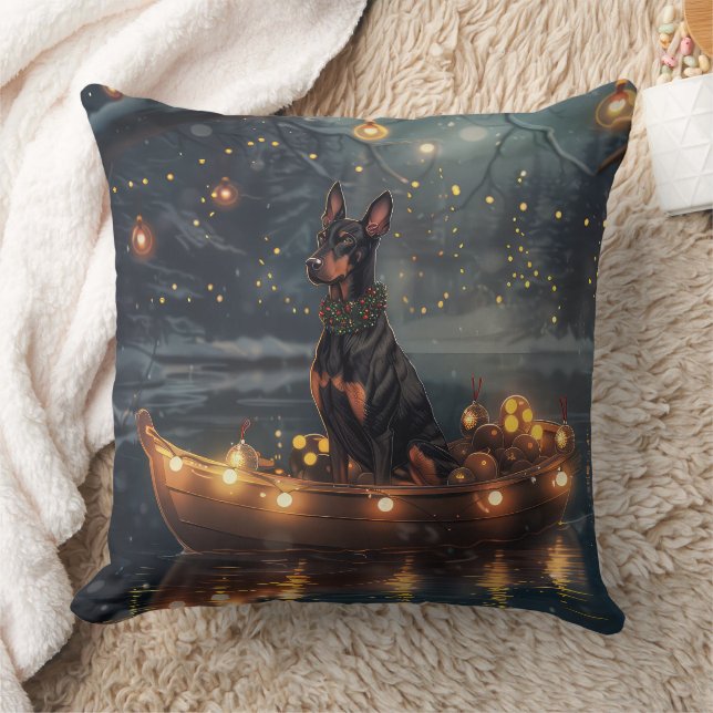 Coussin Doberman Christmas Festive Voyage (Couverture)