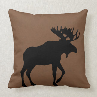 Coussin d'orignaux par Leslie Harlow