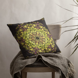 Coussin Dot Mandala Flower Jaune violet et noir