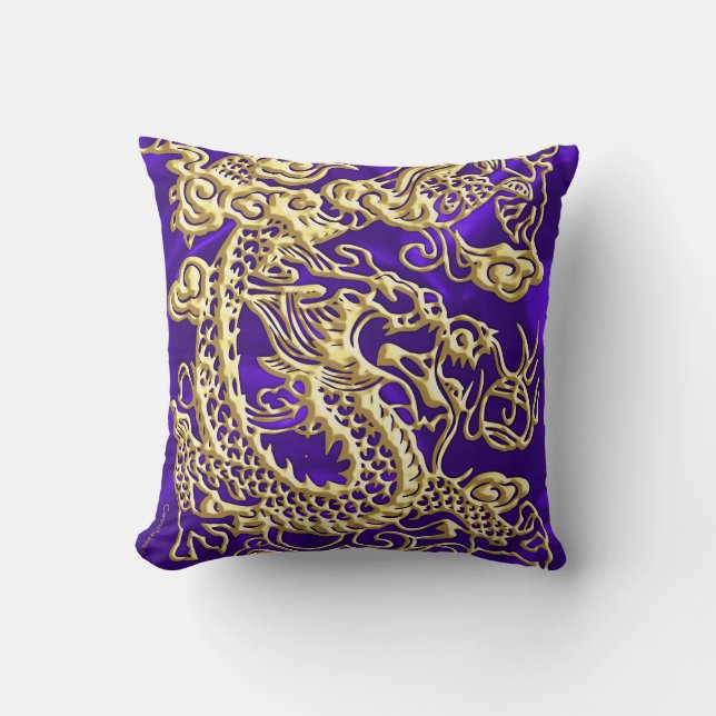 Coussin Dragon d'or embouti sur papier satin violet (Recto)
