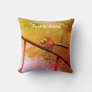 Coussin Dragonfly on Wire Fence Abstract