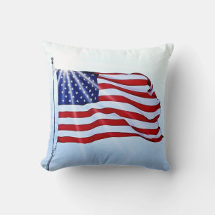 Coussin Drapeau des Etats-Unis d'Amérique dans le vent