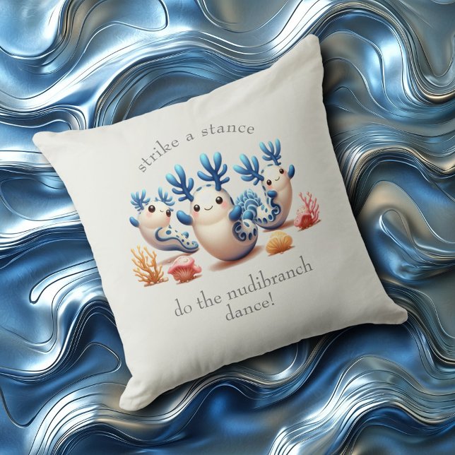 Coussin Drôle coloré Danser Nudibranchs et Coraux (Dancing Nudibranchs and Coral Throw Pillow Cover Photo)