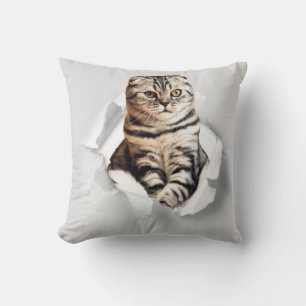 Coussin Drôle Gray Cat Popping à travers l'illusion du pap