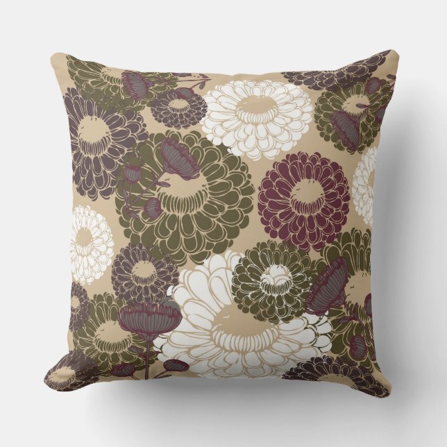 Coussin Earth Nude Tone Floral Throw Pillow (Recto)