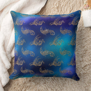 Coussin Écaille de sirène sombre mystique et trident d'océ