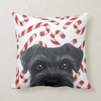 Coussin Édition limitée d'hiver. Schnauzer noir avec la