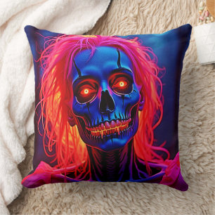 Coussin Eerie Skeleton avec conception de cheveux roses
