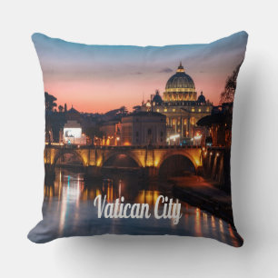 Coussin Église catholique romaine de nuit de la ville du V