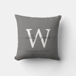 Coussin Élégant Cadeau Mariage Foncé Gris Blanc Monogramme