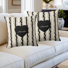 Coussin Elegant Cream and Black Stripes Heart Custom Name