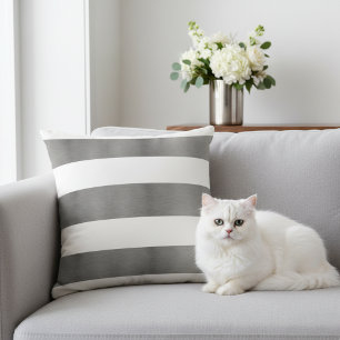 Coussin Élégant rayé blanc et argent métallisé faux