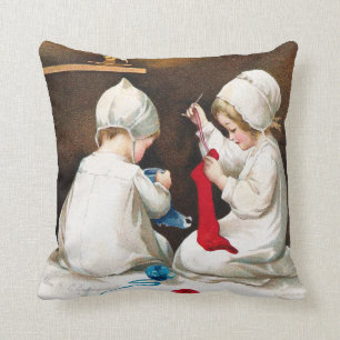 Coussin Ellen H. Clapsaddle : Filles piquant des bas