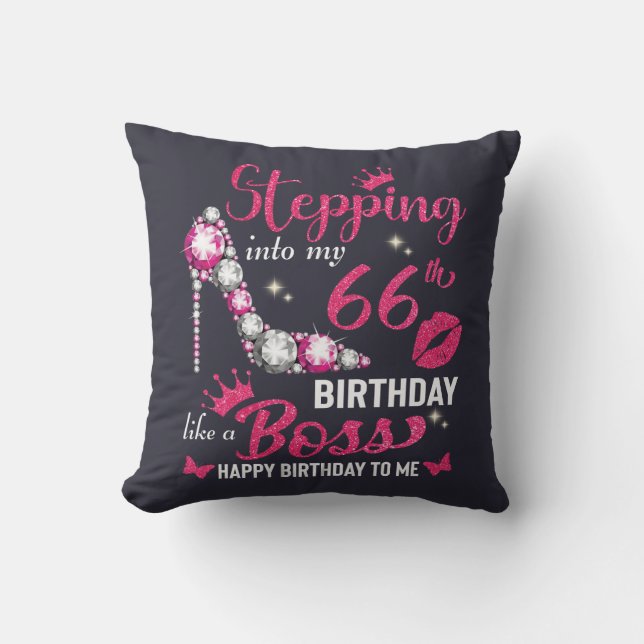 Coussin Entrez dans mon 66e anniversaire comme un patron (Recto)