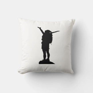 Coussin Escalade montagne fille silhouette