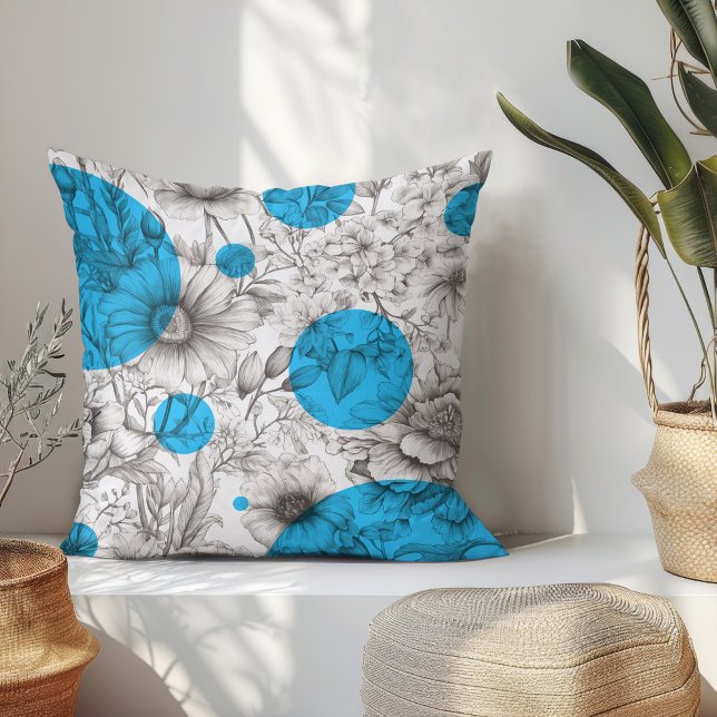Coussin Été Floral décoratif Cyan Blue Retro Peonies (Modern floral throw pillow with black and white sketch flowers and cyan blue retro circles.)