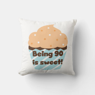 Coussin Etre 90 est Sweet Birthday T-shirts et cadeaux